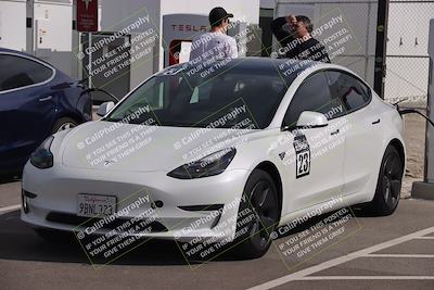 media/Oct-19-2025-Speed Ventures (Sun) [[a6e7fe67be]]/Around the Pits/